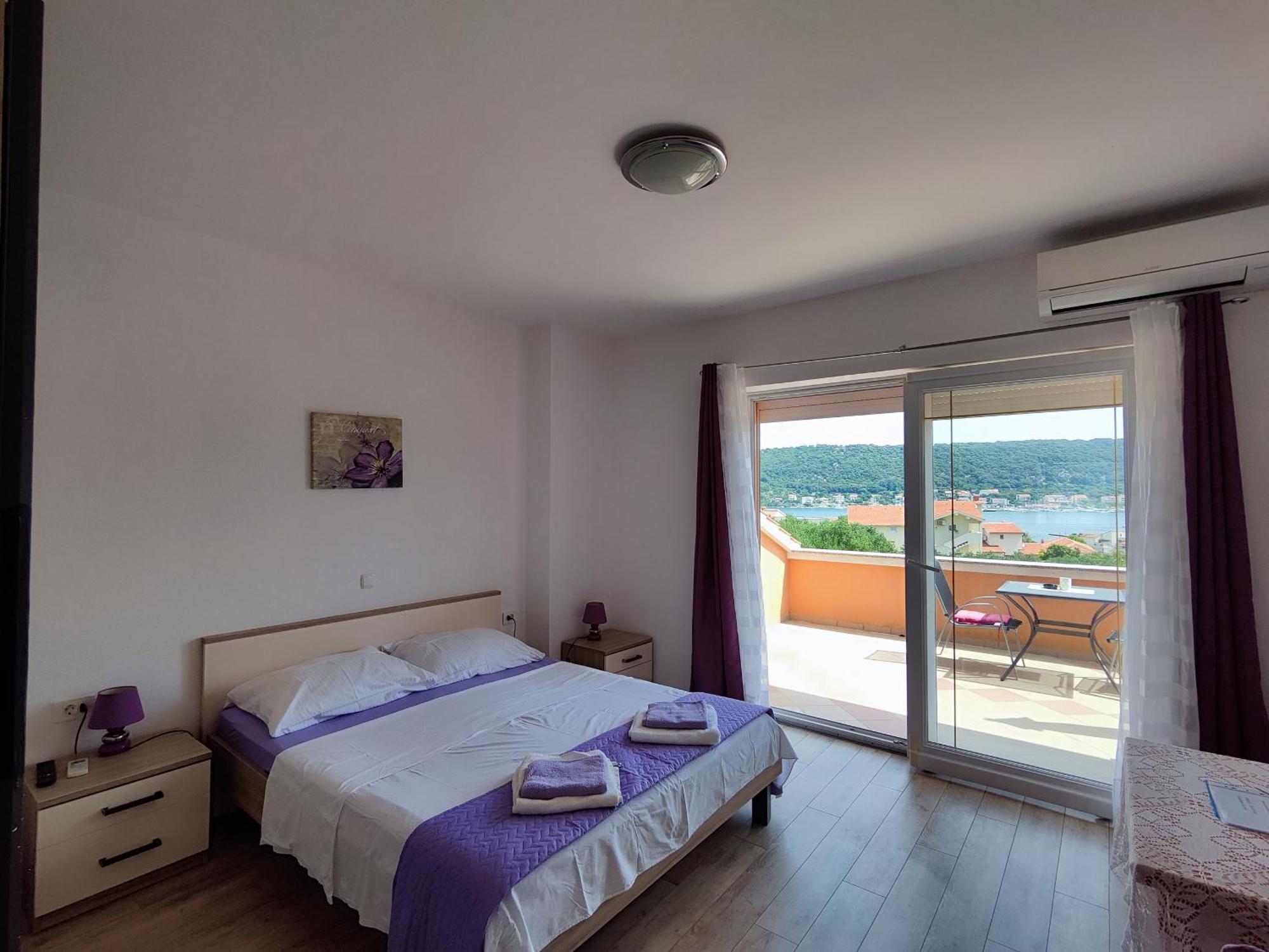 Apartments Melita Supetarska Draga Cameră foto